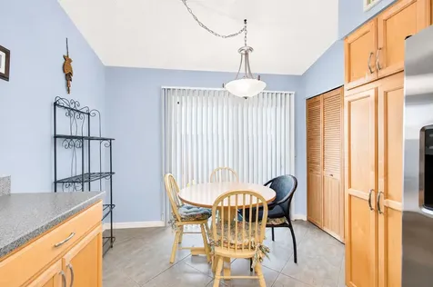 2400 SW 19th Avenue Boynton Beach FL 33426