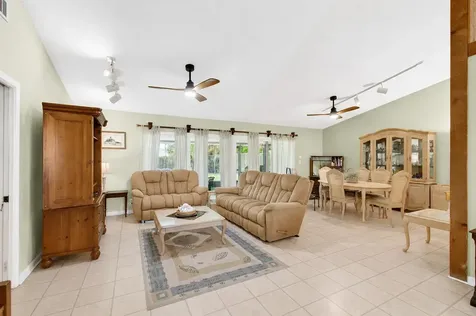 2400 SW 19th Avenue Boynton Beach FL 33426