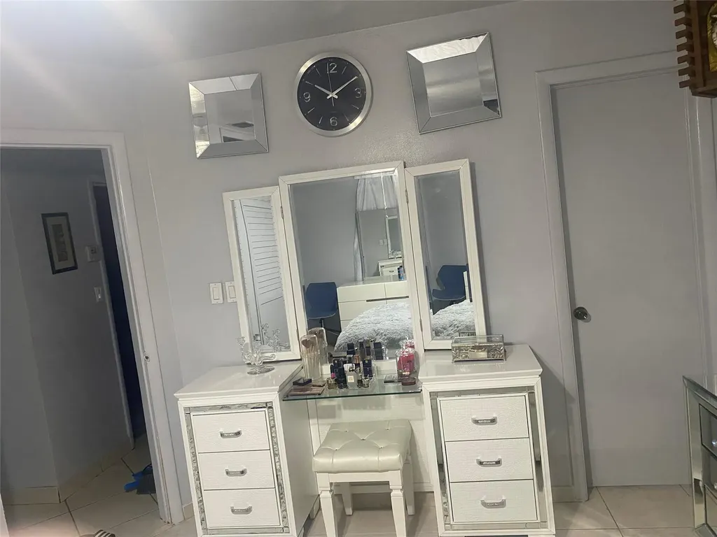 6424 Buchanan Street Hollywood FL 33024