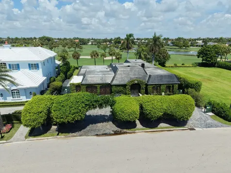 1877 Royal Palm Way Boca Raton FL 33432