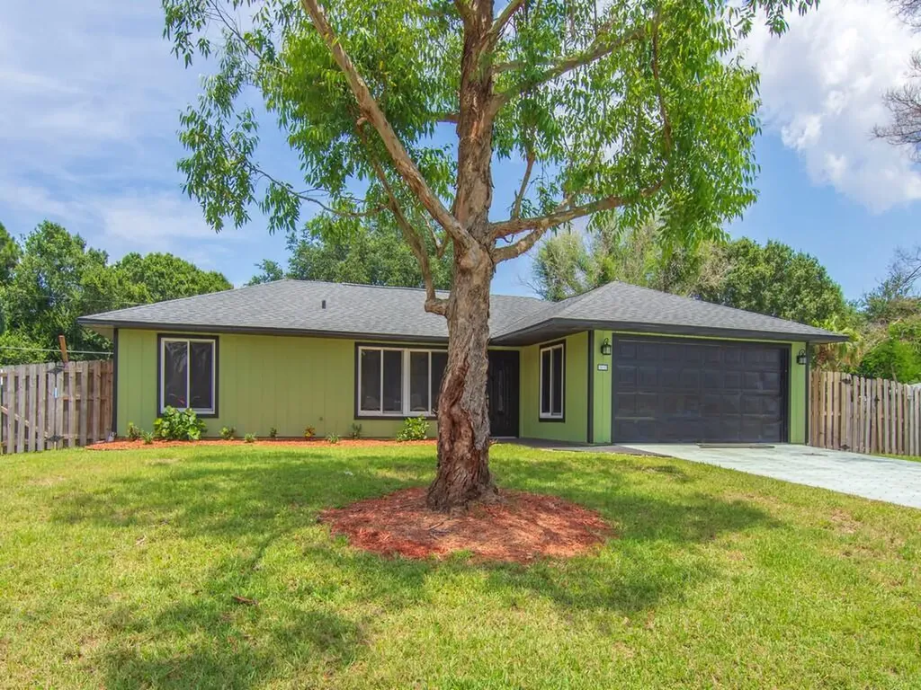 5612 Deleon Avenue Fort Pierce FL 34951