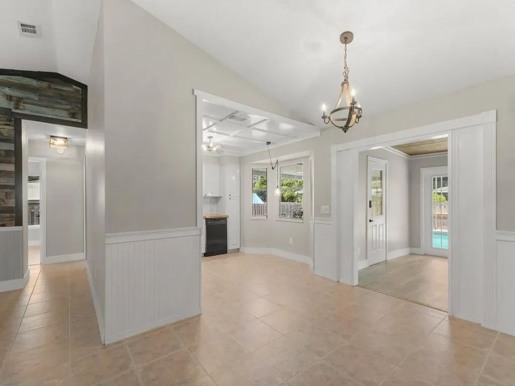 5612 Deleon Avenue Fort Pierce FL 34951