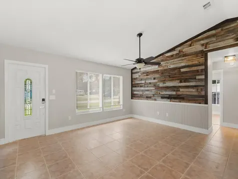 5612 Deleon Avenue Fort Pierce FL 34951