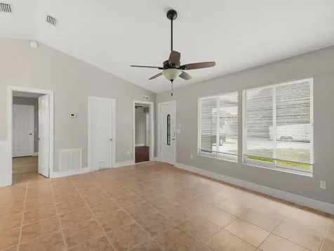 5612 Deleon Avenue Fort Pierce FL 34951