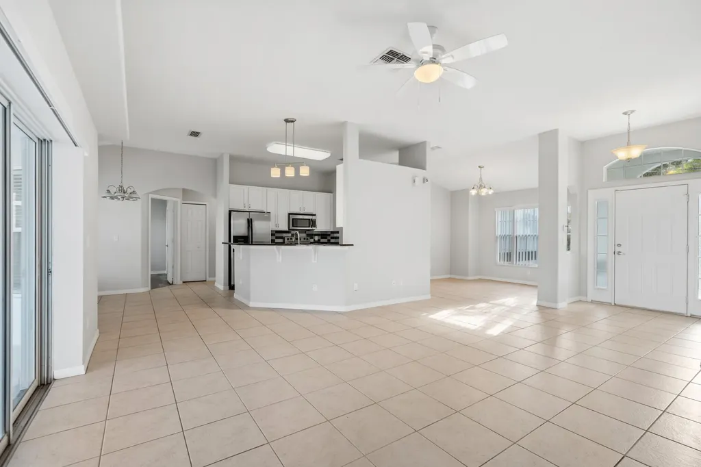 2367 SE Rock Springs Drive Port St Lucie FL 34952