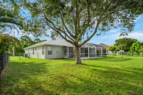 2367 SE Rock Springs Drive Port St Lucie FL 34952