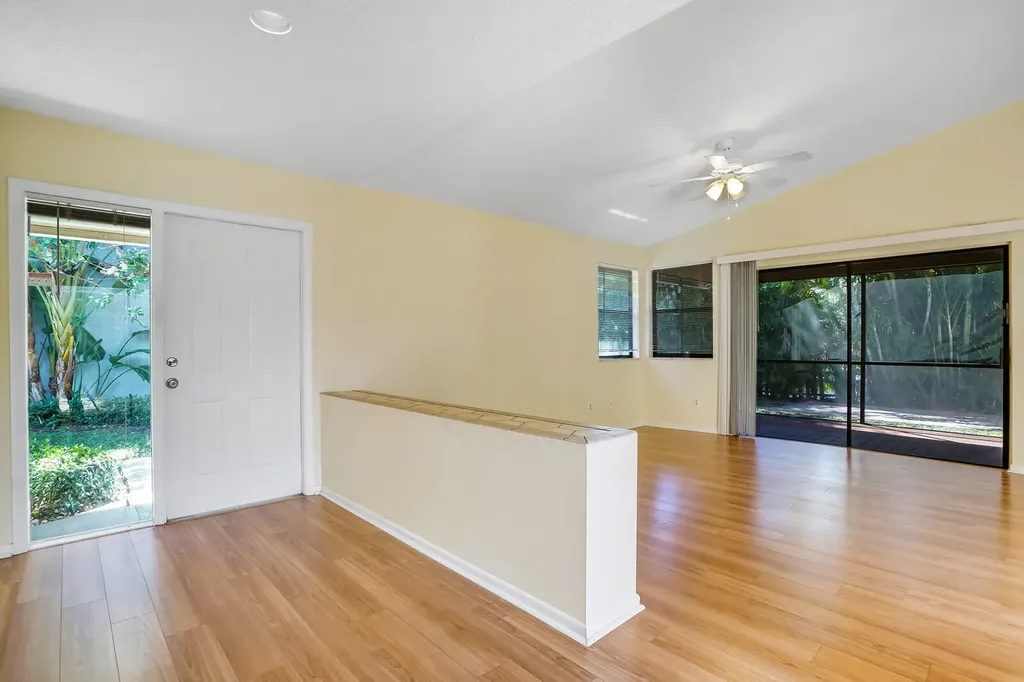 1080 NW 19th Terrace Delray Beach FL 33445