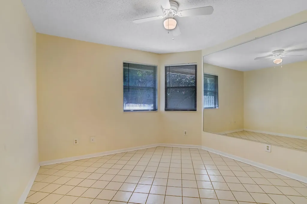 1080 NW 19th Terrace Delray Beach FL 33445