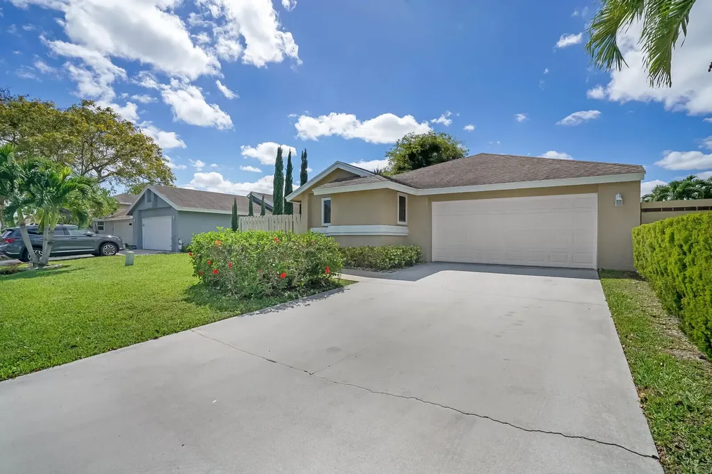 1080 NW 19th Terrace Delray Beach FL 33445