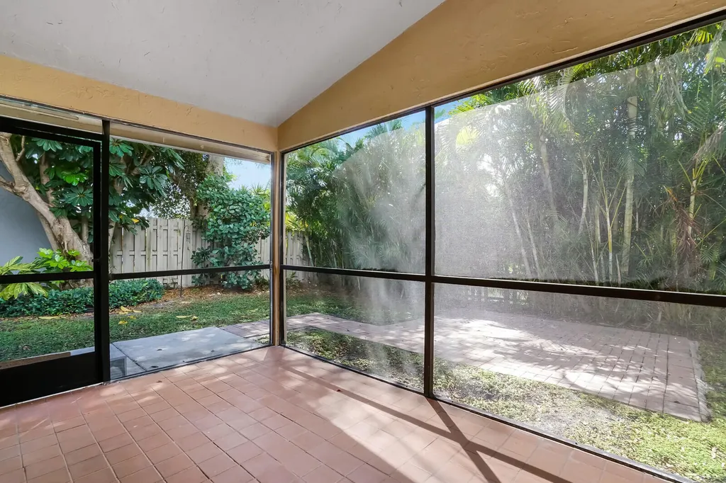 1080 NW 19th Terrace Delray Beach FL 33445