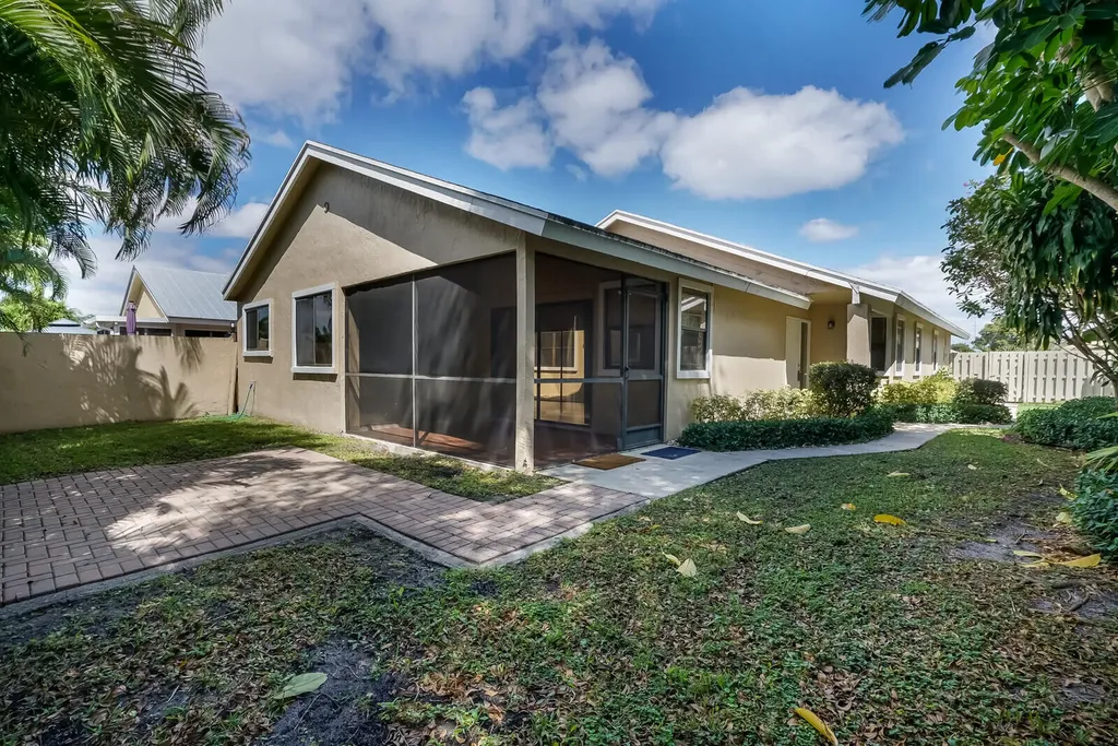 1080 NW 19th Terrace Delray Beach FL 33445