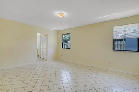 1080 NW 19th Terrace Delray Beach FL 33445