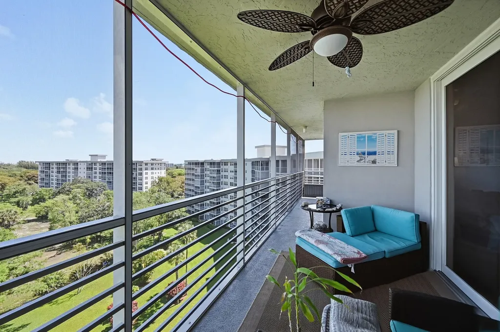 4015 W Palm Aire Drive Pompano Beach FL 33069