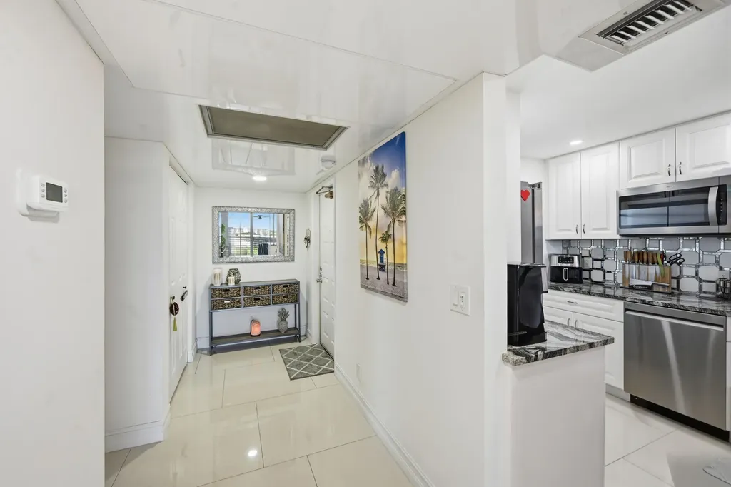 4015 W Palm Aire Drive Pompano Beach FL 33069