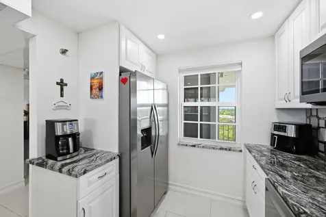 4015 W Palm Aire Drive Pompano Beach FL 33069