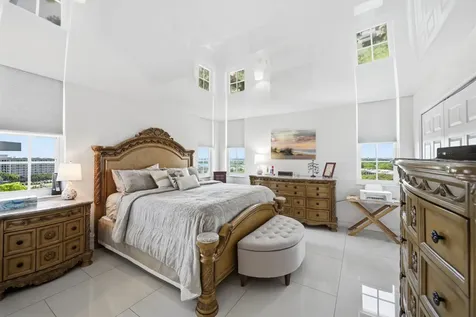 4015 W Palm Aire Drive Pompano Beach FL 33069