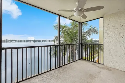 105 Lake Emerald Drive Oakland Park FL 33309