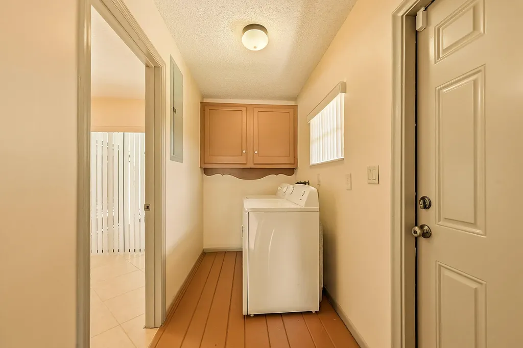 21540 Kapok Circle Boca Raton FL 33433