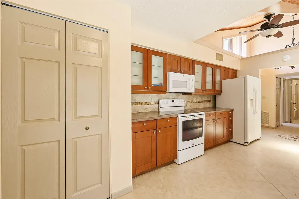 21540 Kapok Circle Boca Raton FL 33433