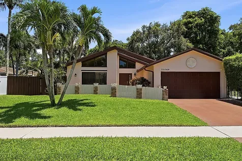 21540 Kapok Circle Boca Raton FL 33433