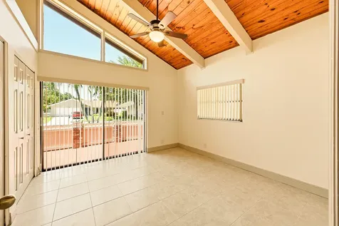 21540 Kapok Circle Boca Raton FL 33433
