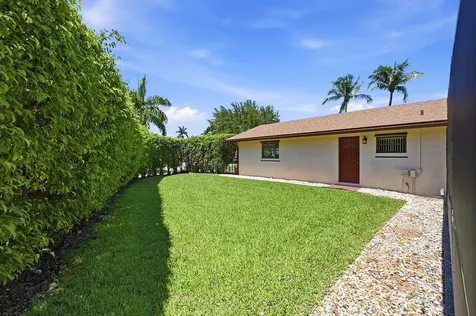 21540 Kapok Circle Boca Raton FL 33433