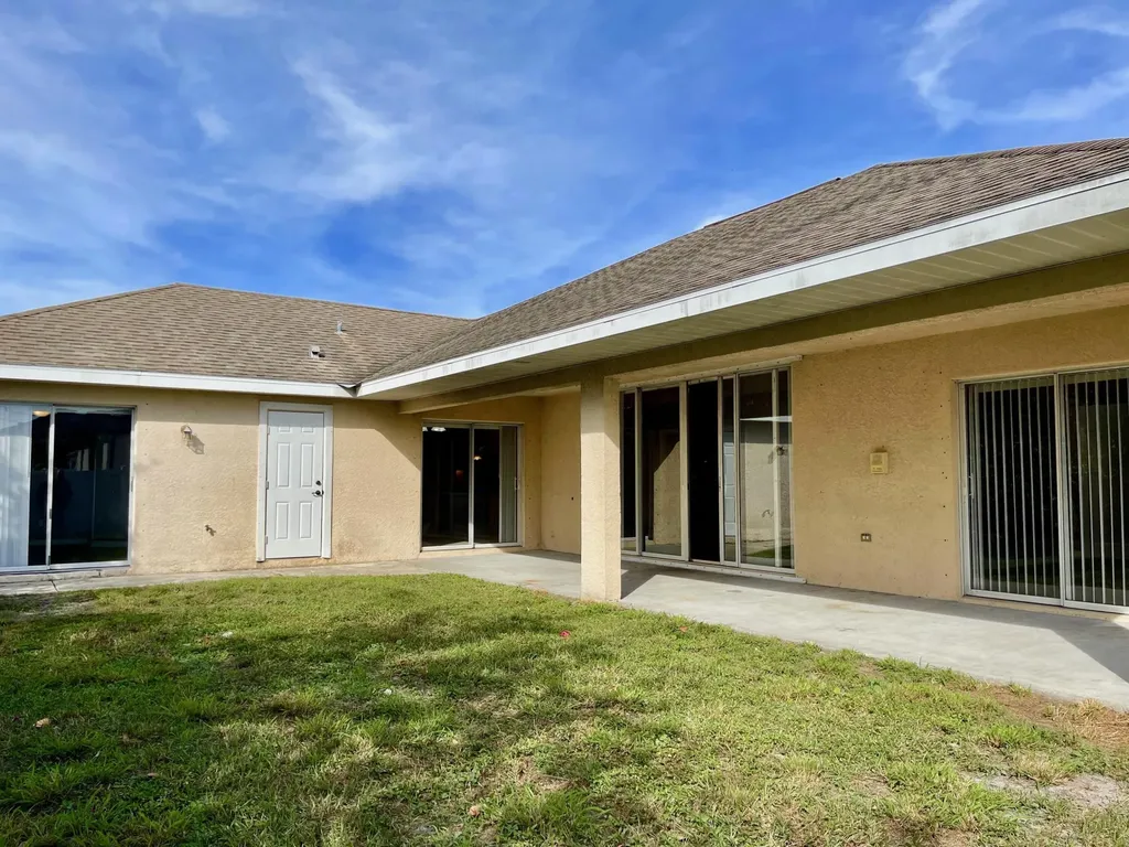 3978 SW Laffite Street Port St Lucie FL 34953