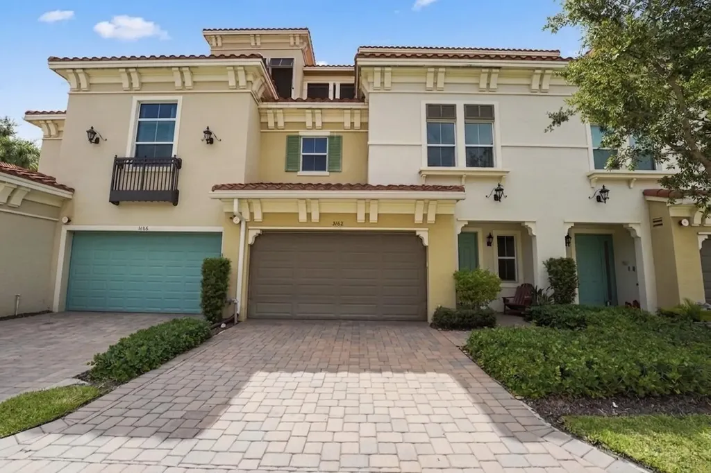 3162 NW 124th Way Sunrise FL 33323