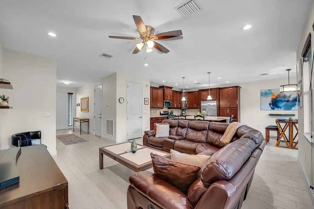 3162 NW 124th Way Sunrise FL 33323