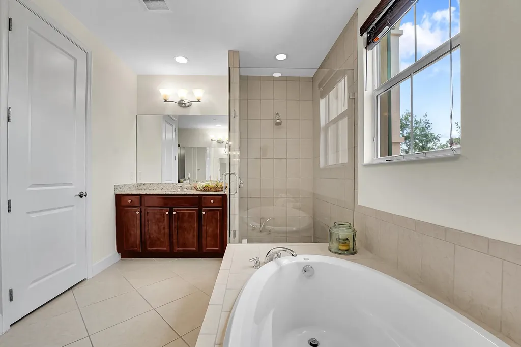 3162 NW 124th Way Sunrise FL 33323