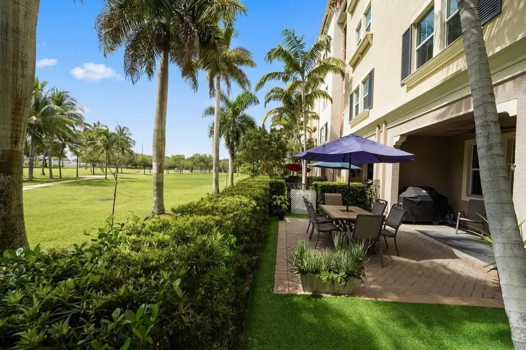 3162 NW 124th Way Sunrise FL 33323