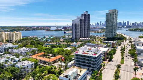927 4th Street Miami Beach FL 33139