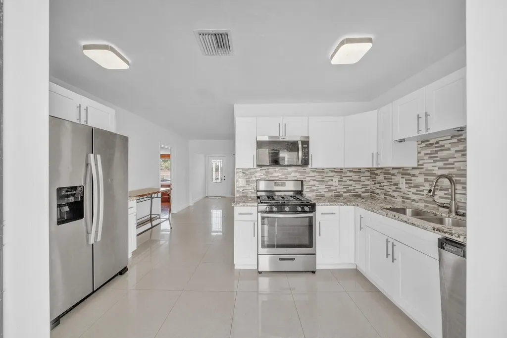 5409 Western Avenue West Palm Beach FL 33405
