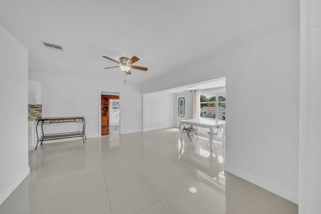 5409 Western Avenue West Palm Beach FL 33405