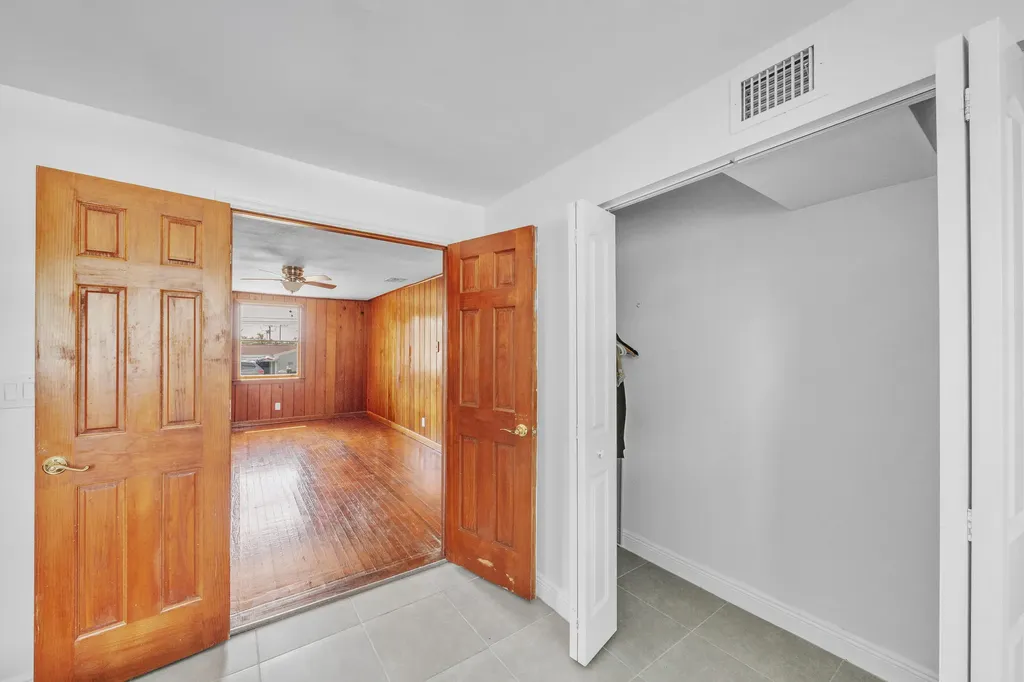 5409 Western Avenue West Palm Beach FL 33405