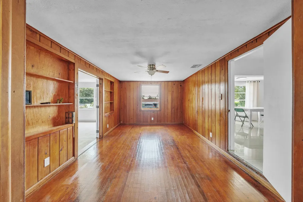 5409 Western Avenue West Palm Beach FL 33405