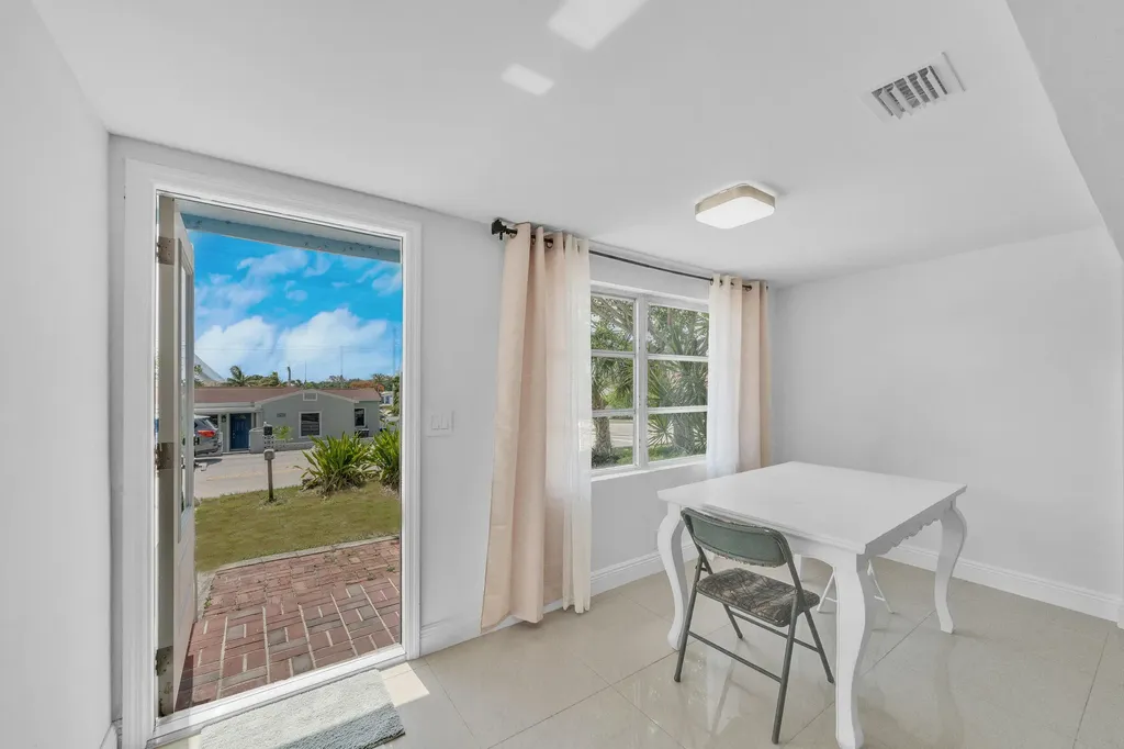 5409 Western Avenue West Palm Beach FL 33405