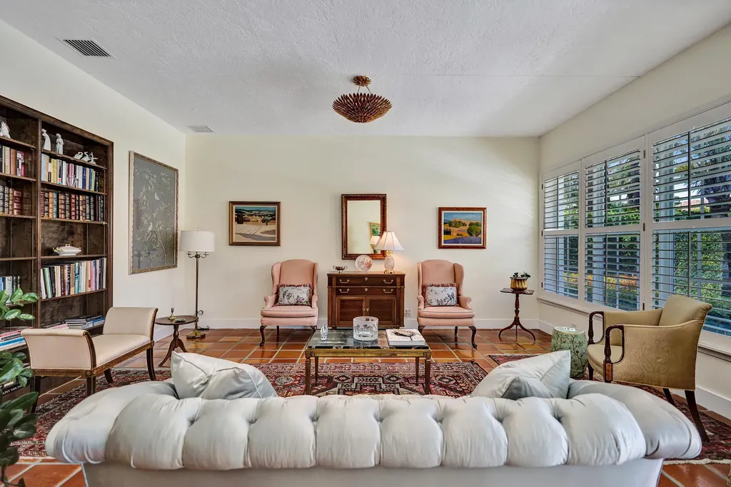 2760 Tecumseh Drive West Palm Beach FL 33409