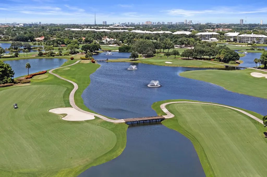 2760 Tecumseh Drive West Palm Beach FL 33409