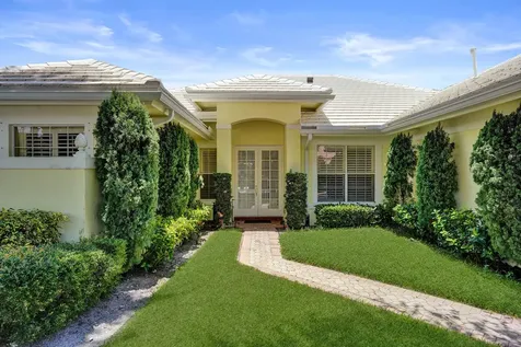 2760 Tecumseh Drive West Palm Beach FL 33409