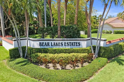 2760 Tecumseh Drive West Palm Beach FL 33409