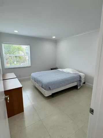 852 Flanders R S Delray Beach FL 33484