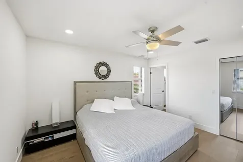 4699 E Lucerne Lakes Boulevard Lake Worth FL 33467