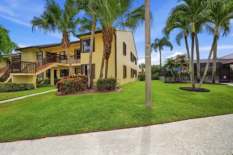 4699 E Lucerne Lakes Boulevard Lake Worth FL 33467