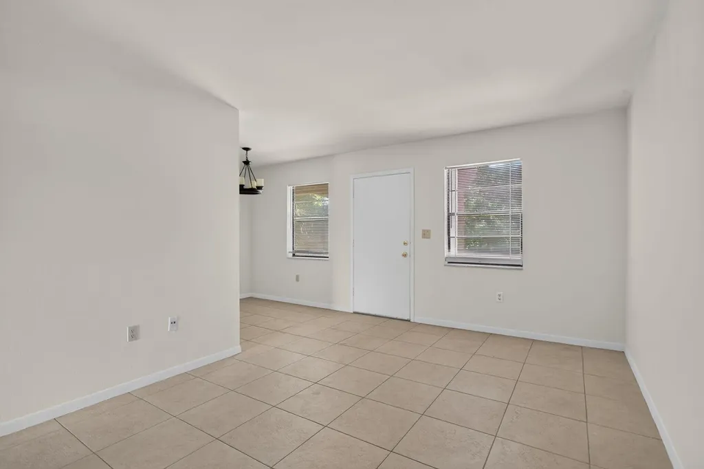 2141 NE 42nd Street Lighthouse Point FL 33064