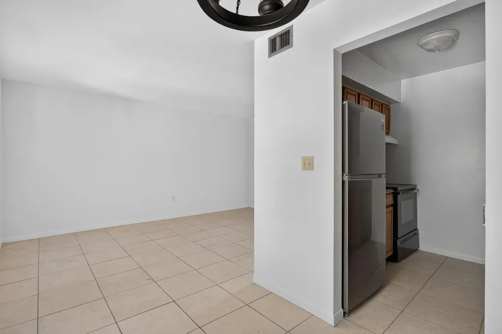 2141 NE 42nd Street Lighthouse Point FL 33064