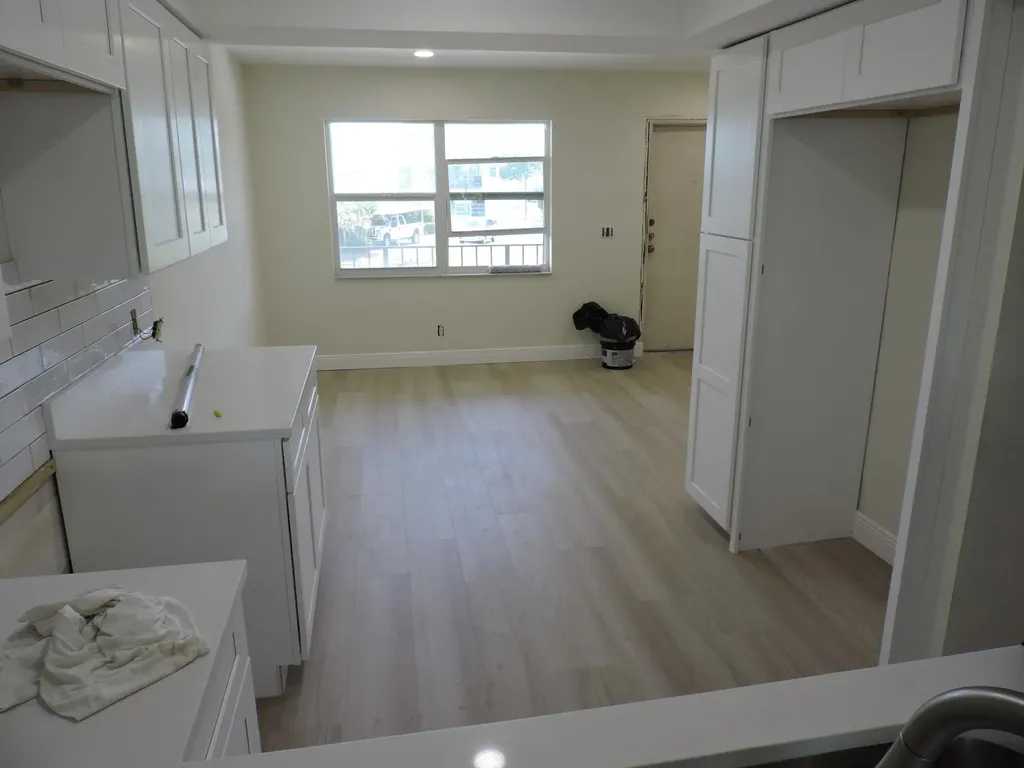 3111 Gardens E Drive Palm Beach Gardens FL 33410