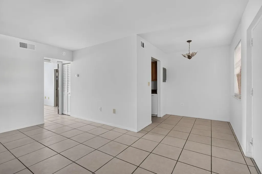 2141 NE 42nd Street Lighthouse Point FL 33064
