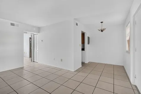 2141 NE 42nd Street Lighthouse Point FL 33064