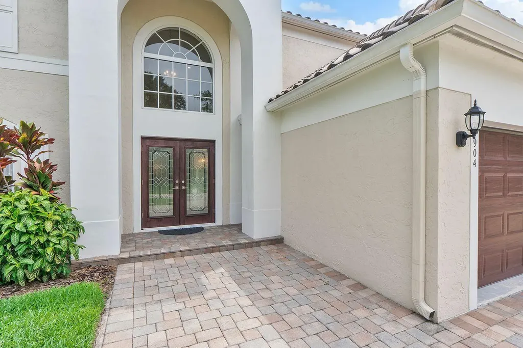 3904 Sanctuary Drive Coral Springs FL 33065